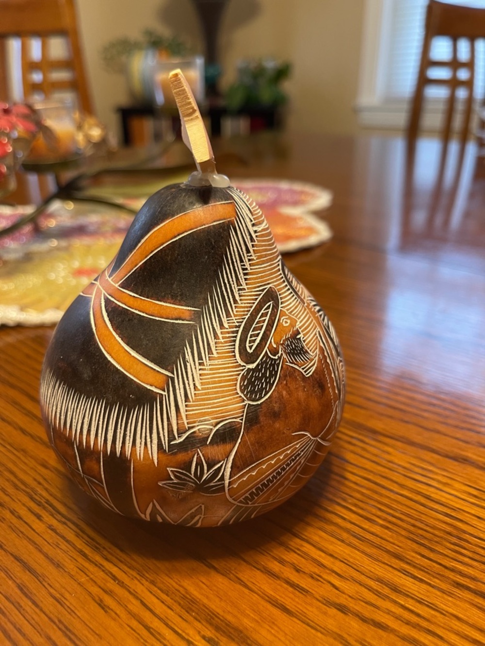 Gourd with Nativity Scene and Star. Handcrafted in Peru - Picture 2 of 9